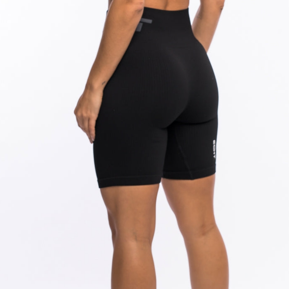 Echt Shorts - image 3